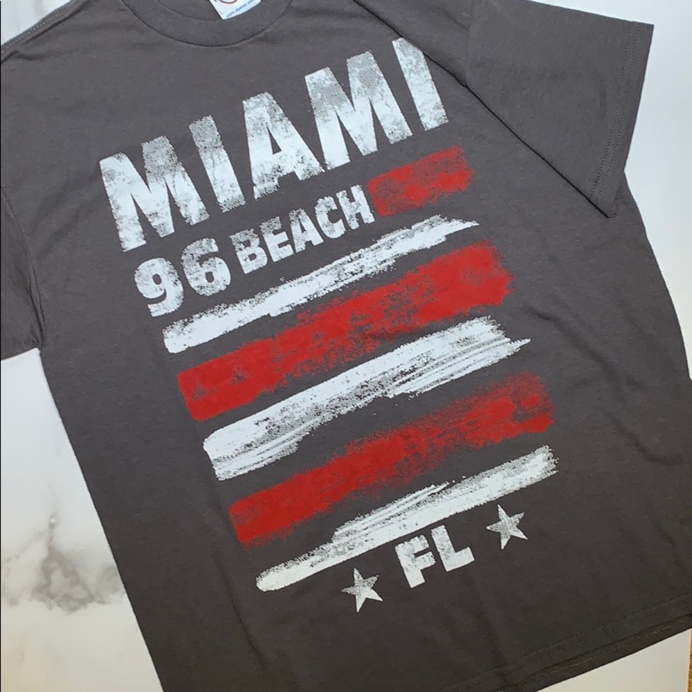 Vintage Miami Beach 96’ graphic tee shirt Size large youth/women’s small fit